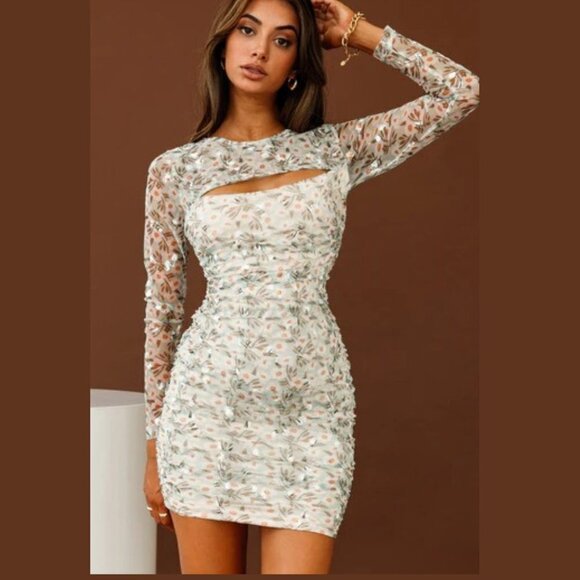 Selfie Leslie Women's Floral Print First Class Long Sleeves Ruched Mesh Dress -L - Picture 1 of 7
